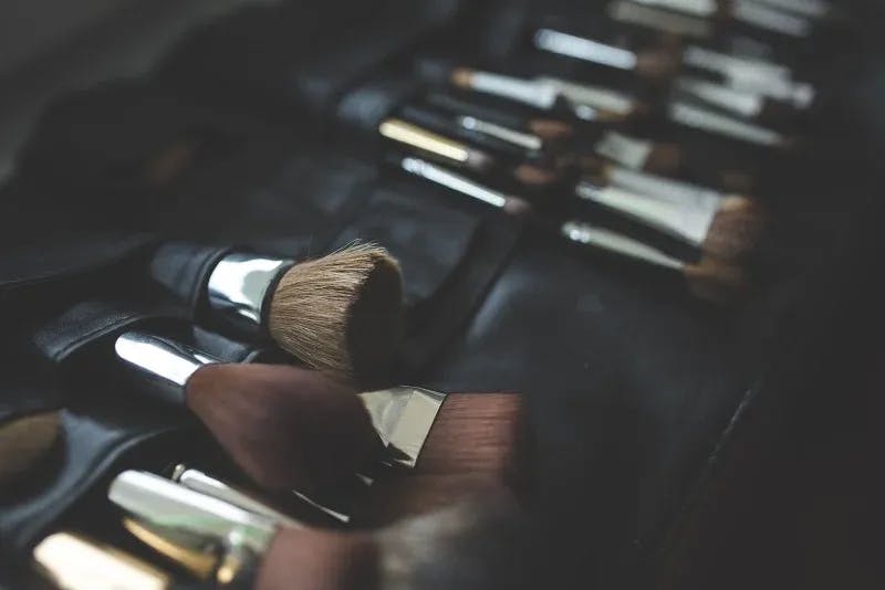 Become A Makeup Artist